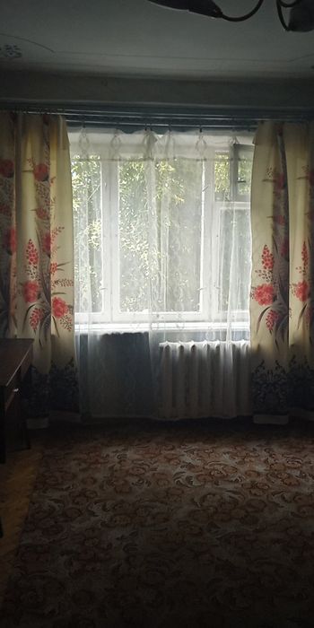 2х кімн. Суміжна. Гната Юри 7а . 12500грн