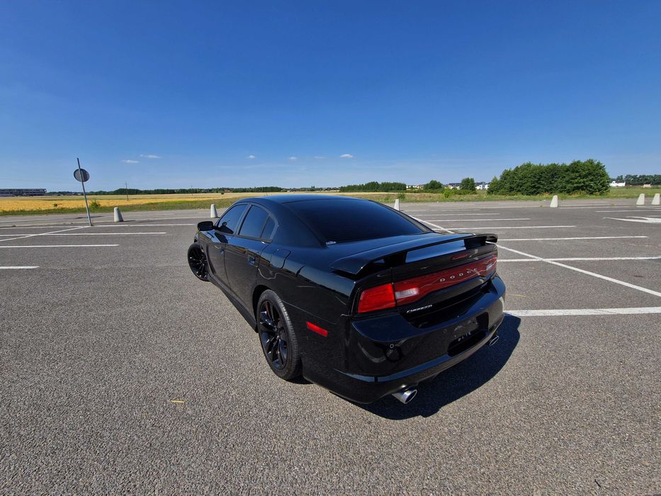 Dodge Charger SRT8