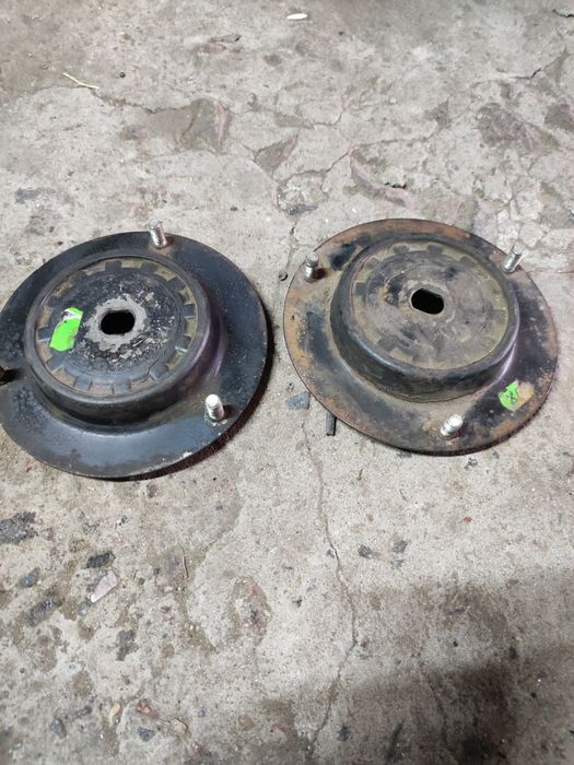 Передня опора 2141