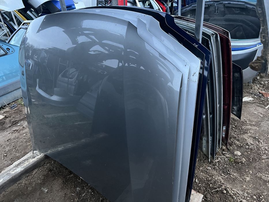 Капоти Volkswagen Passat B5+ Пассат Б5+ 2000-2005