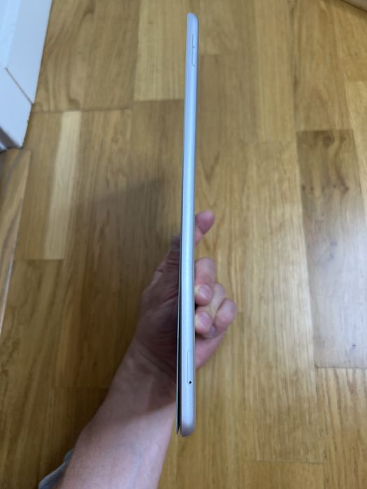 Ipad 8 128gb під ремонт #1285