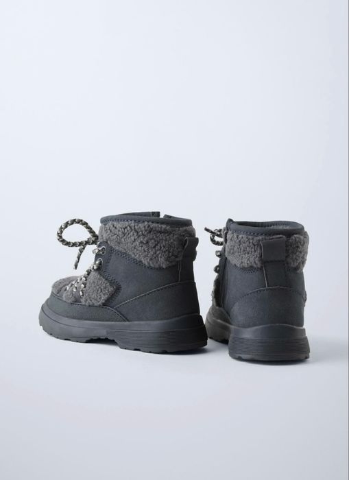 Зимові чоботи ZARA