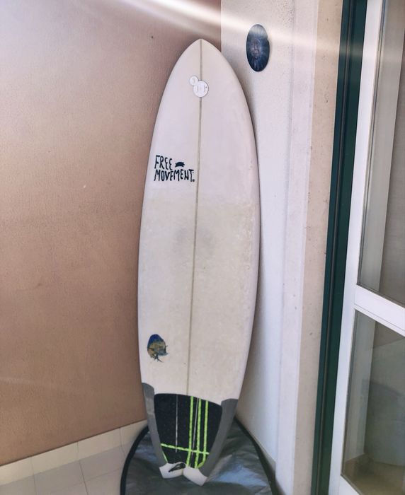 Prancha de surf + fato, capa e leash