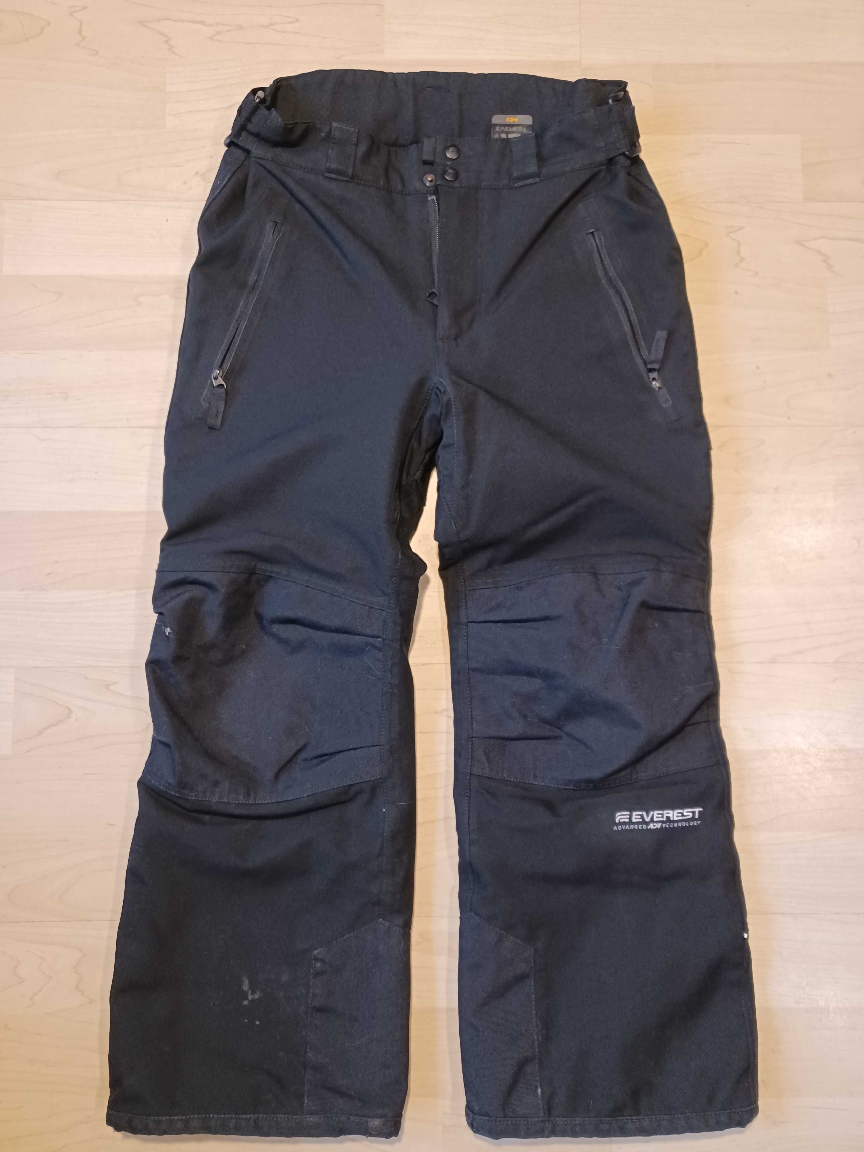 Spodnie narciarskie snowboardowe Everest jak nowe czarne 134 cm