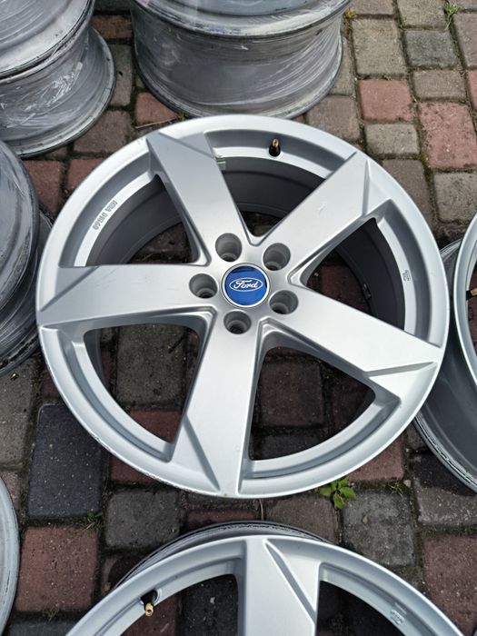 Felgi aluminiowe 19 Ford Focus Mondeo Kuga Escape Galaxy SMax - 5x108