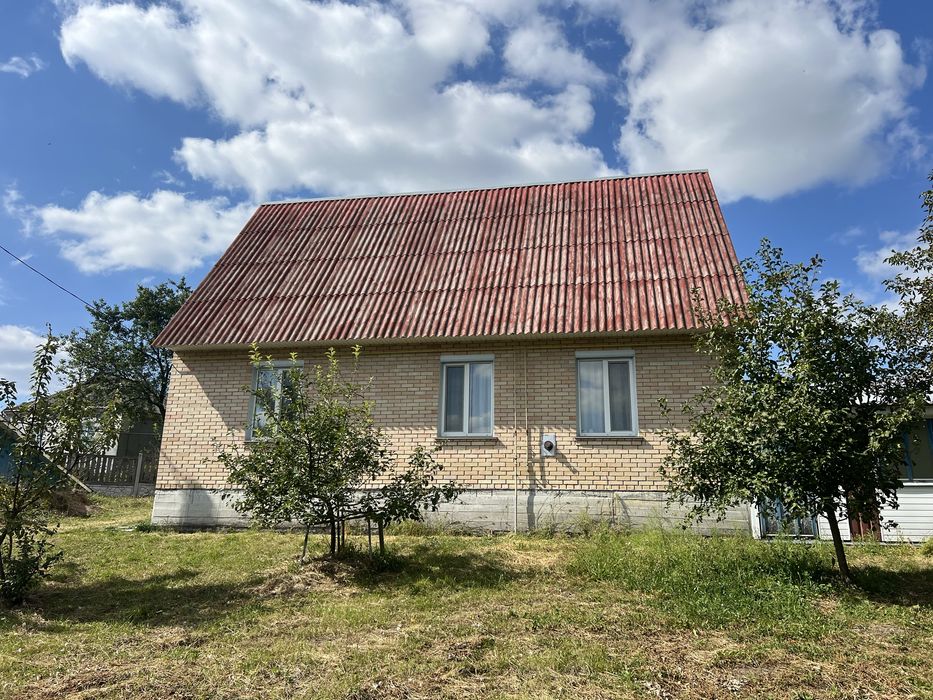 Цегляний будинок на березі озера! Новий! 2018 року