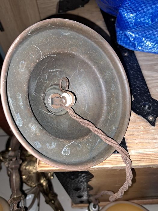 Stara ładna lampa sufitowa
