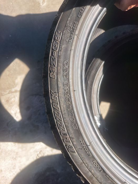 Продам шини 245 40 18 Bridgestone з MZ-03,,нові,2 штуки