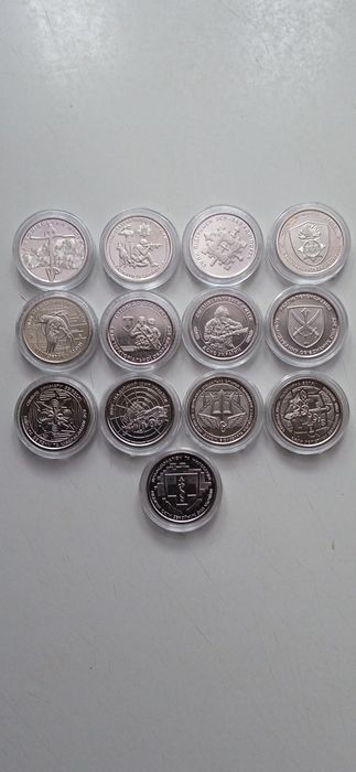 Продам коллекцию монет номиналом 10 гривен  13 штук