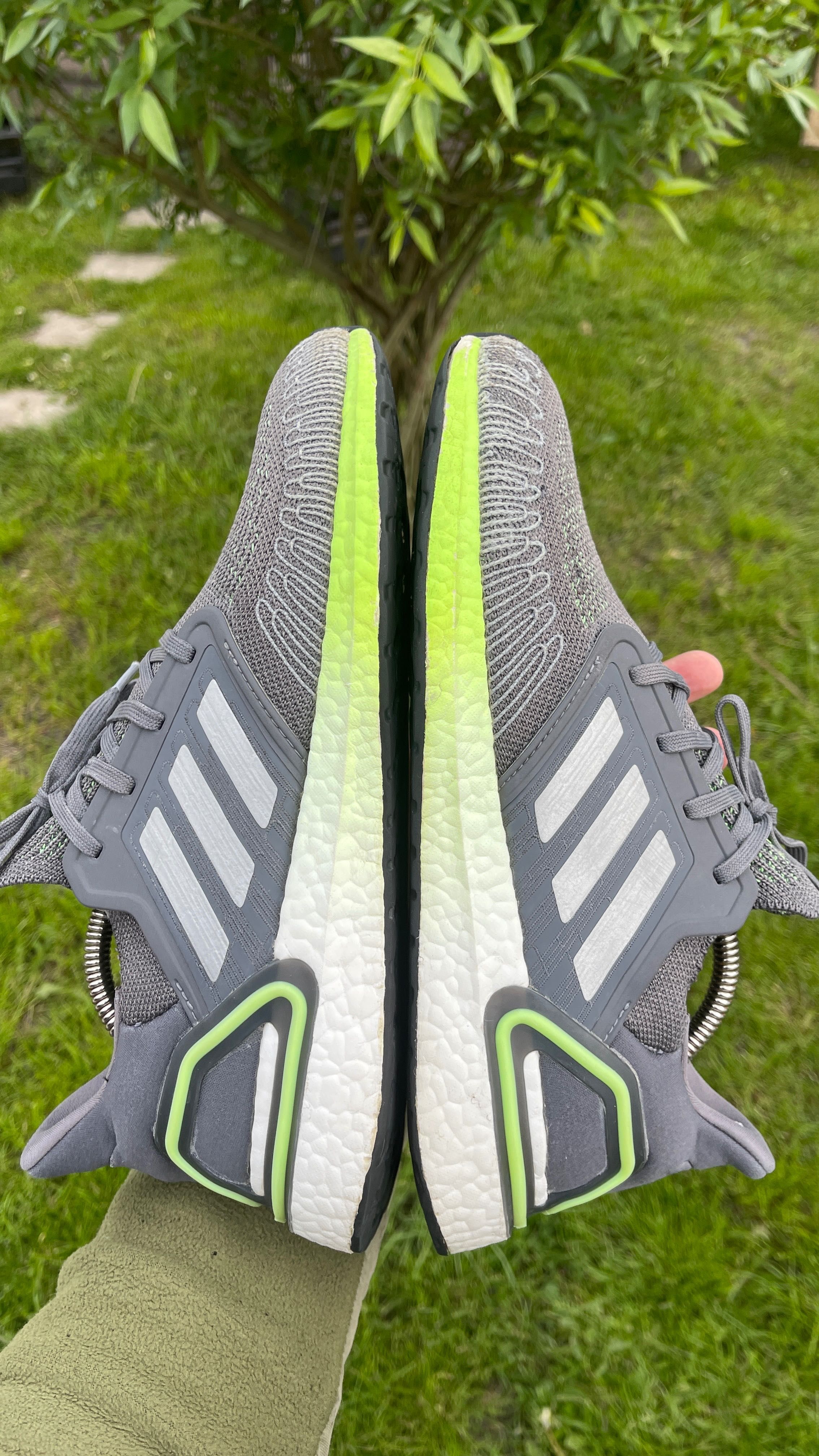 Оригінальні Чоловічі Кросівки Adidas Ultraboost 20 Five Volt Розмір 42