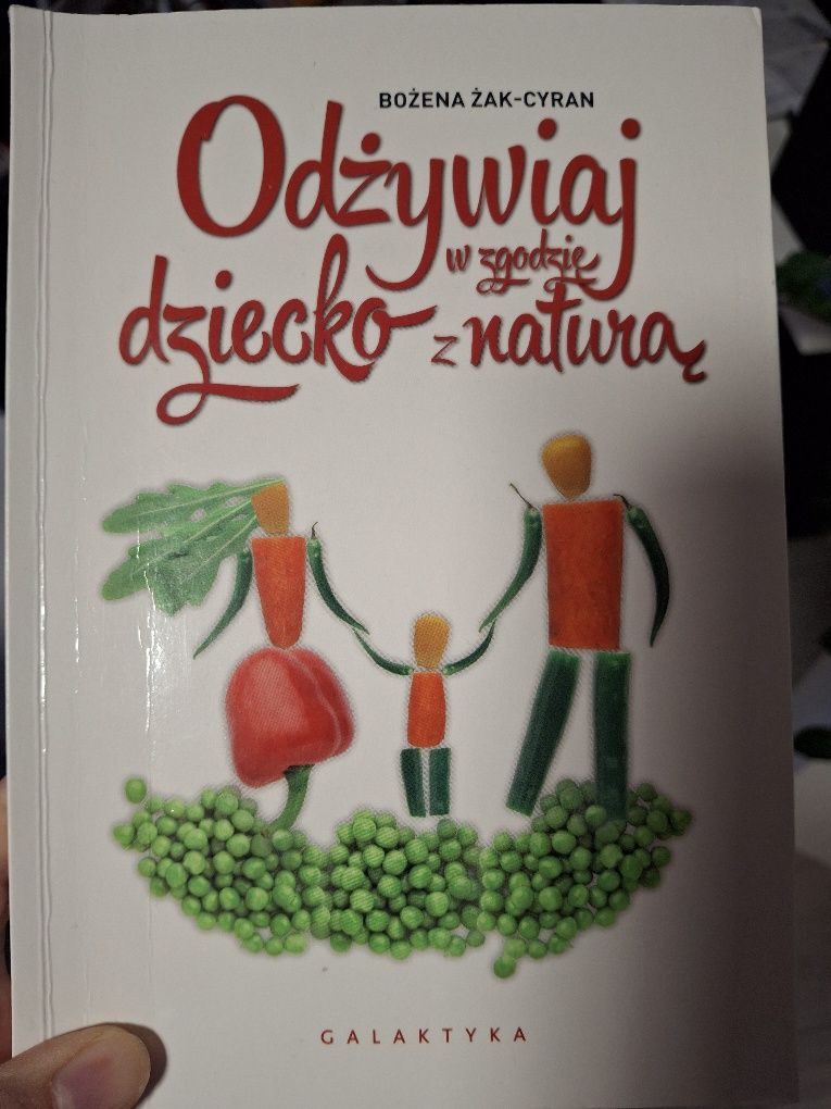 Książka "Odżywiaj dziecko w zgodzie z naturą"