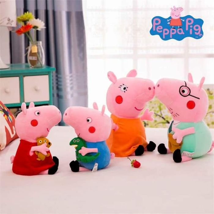 Conjunto 4 peluches Peppa Pig - Porquinha Peppa,  Novos