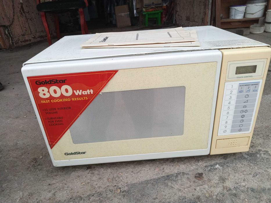 Микроволновка Goldstar