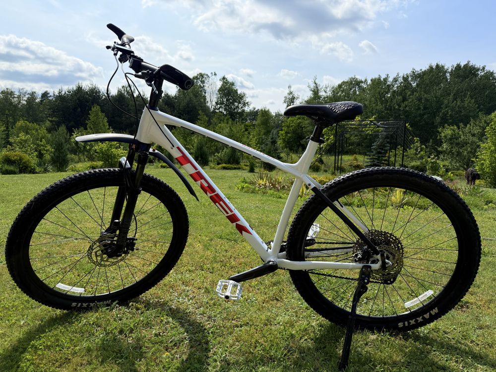 Trek x caliber 8