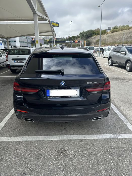 BMW 520e - 12/2022 - 29.000km c/iva dedutivel