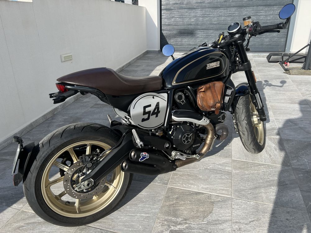 Ducati Scrambler Cafe Racer
