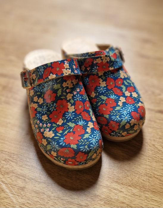 Buty chodaki rozm. 29 / 17,5 cm dla dziewczynki