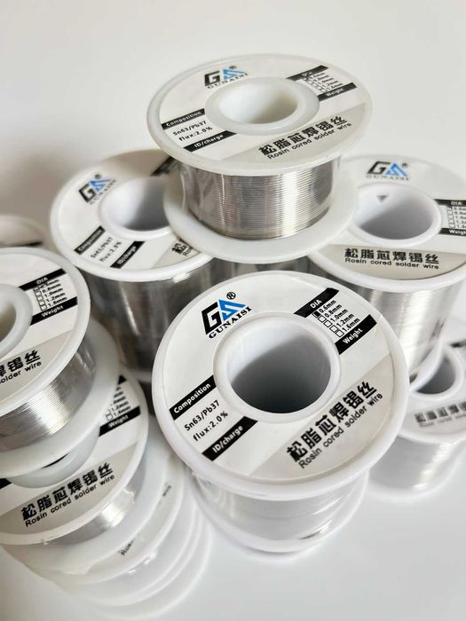 Якісний припій з флюсом Gunaisi 0.3-0.6мм 50 грм 500 грм припой