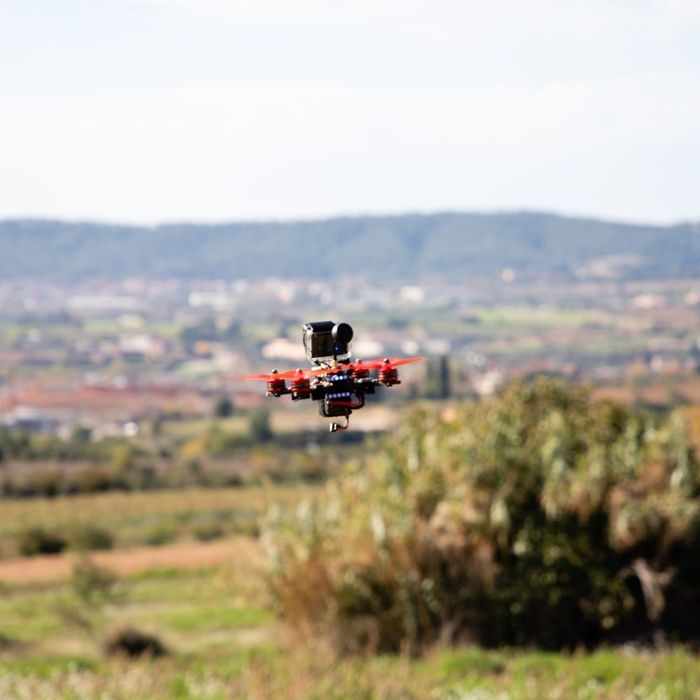 Zdjęcia nieruchomości i inspekcje z powietrza | Usługi dronem