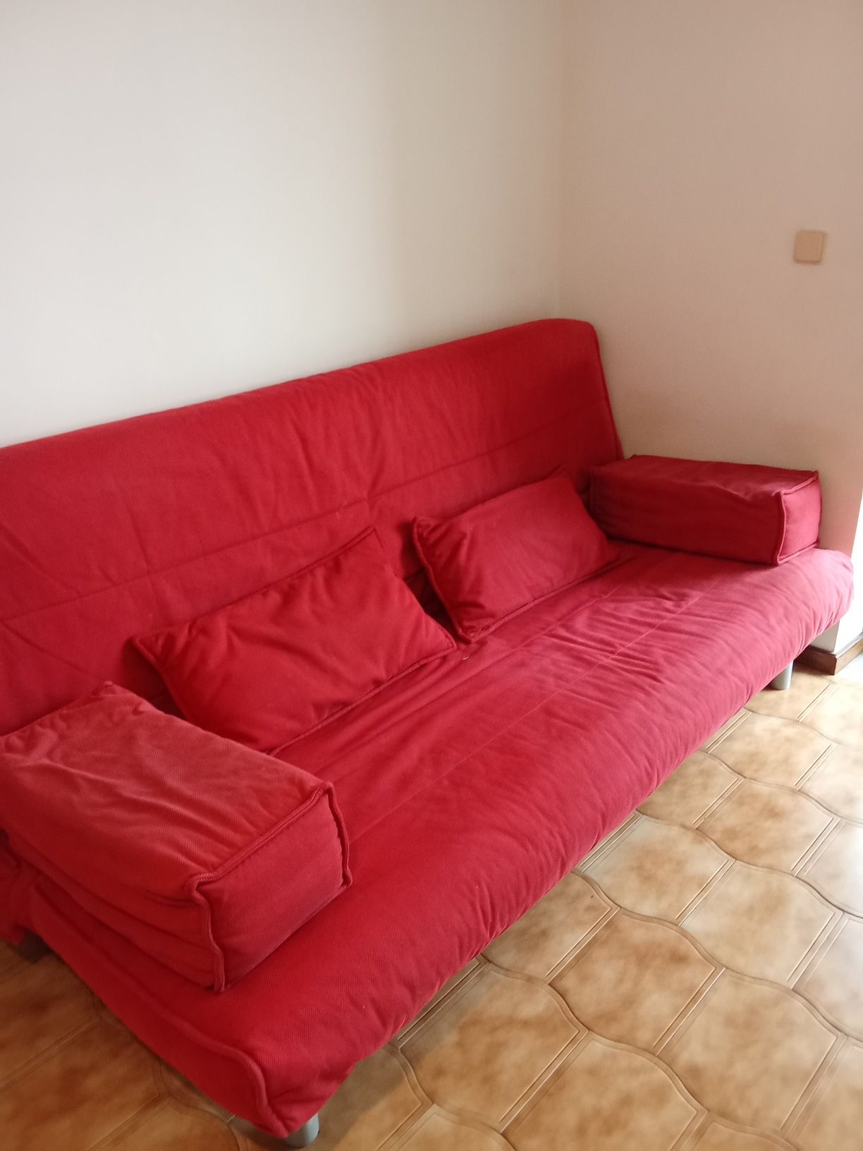 Vendo sofá cama usado