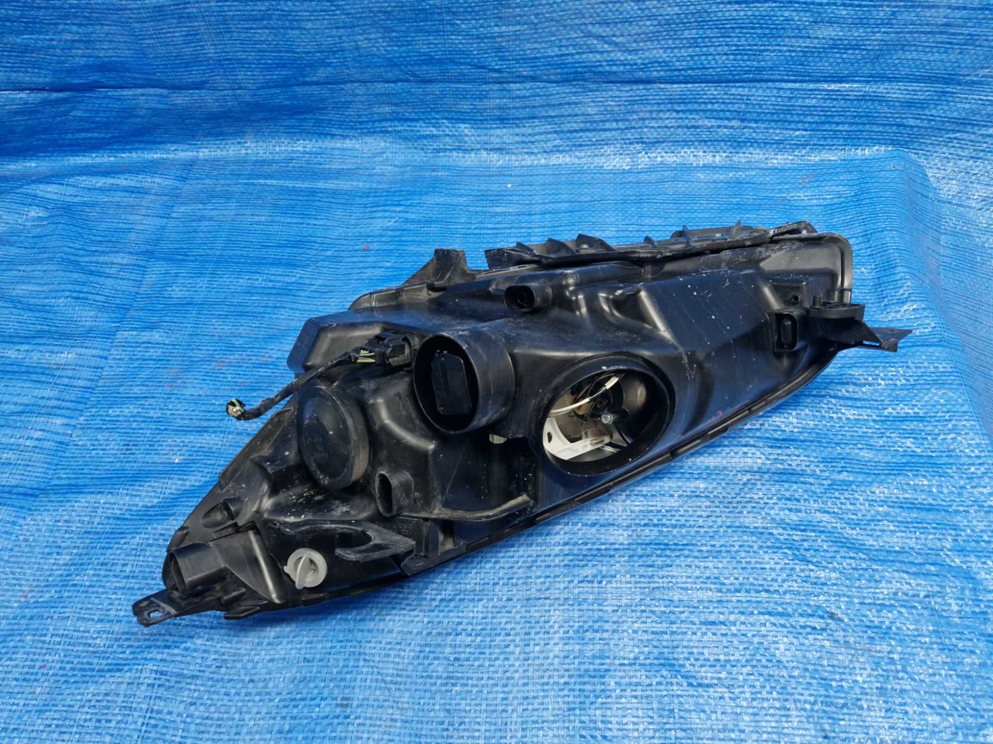 Citroen C4 Picasso lampa prawa + ślizg Oryginał Europa Bardzo Ładna
