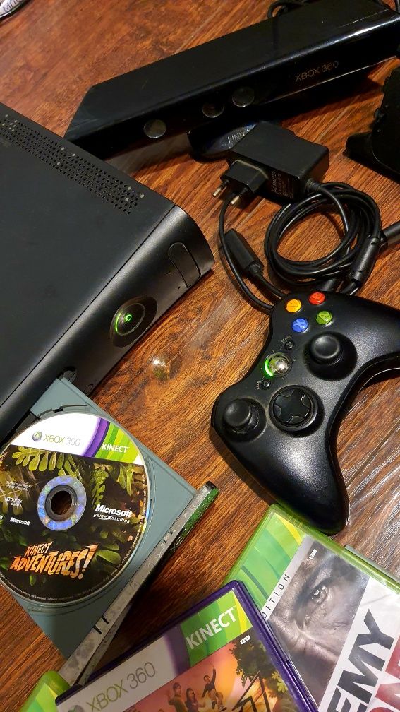 Xbox 360 Kinect gry pad komplet