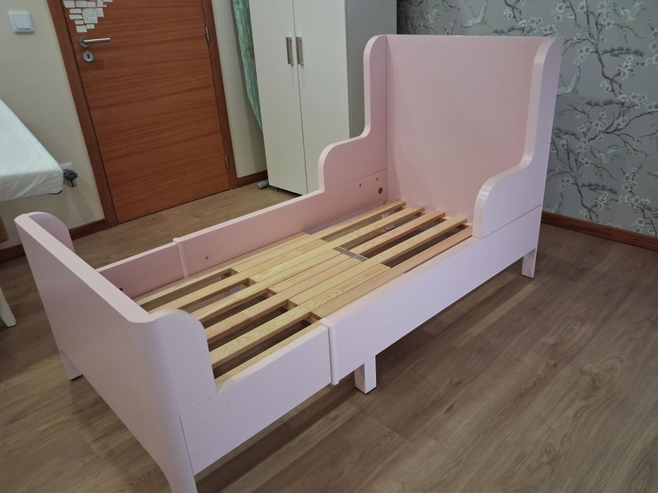 Cama de menina como nova