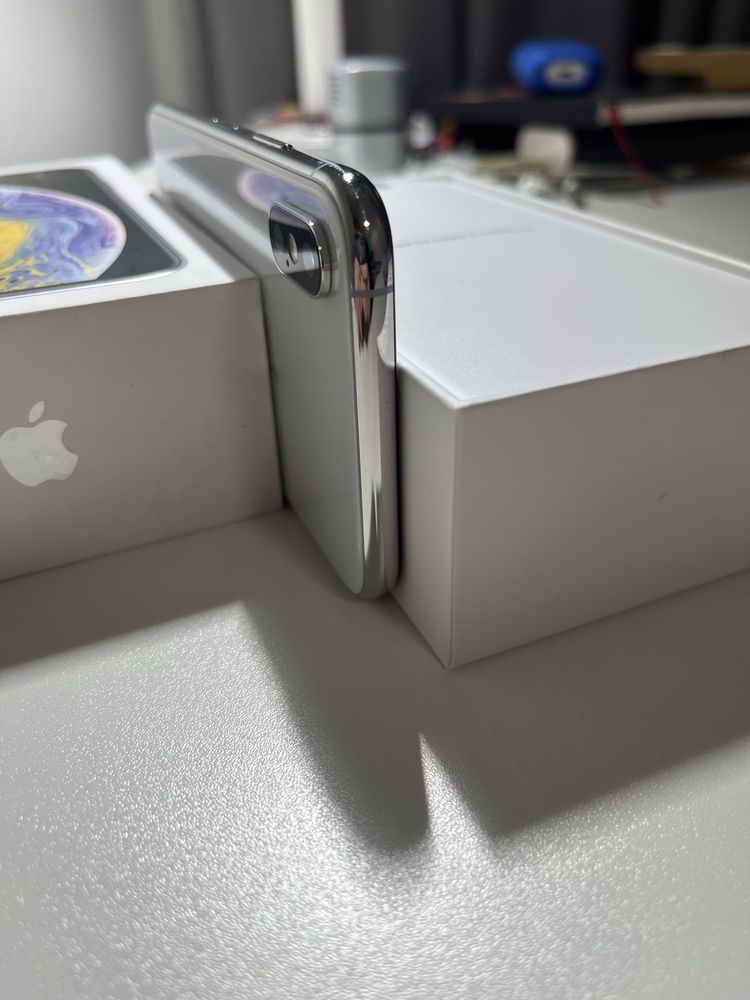 iPhone XS 256 Gb Silver + коробка + чохол