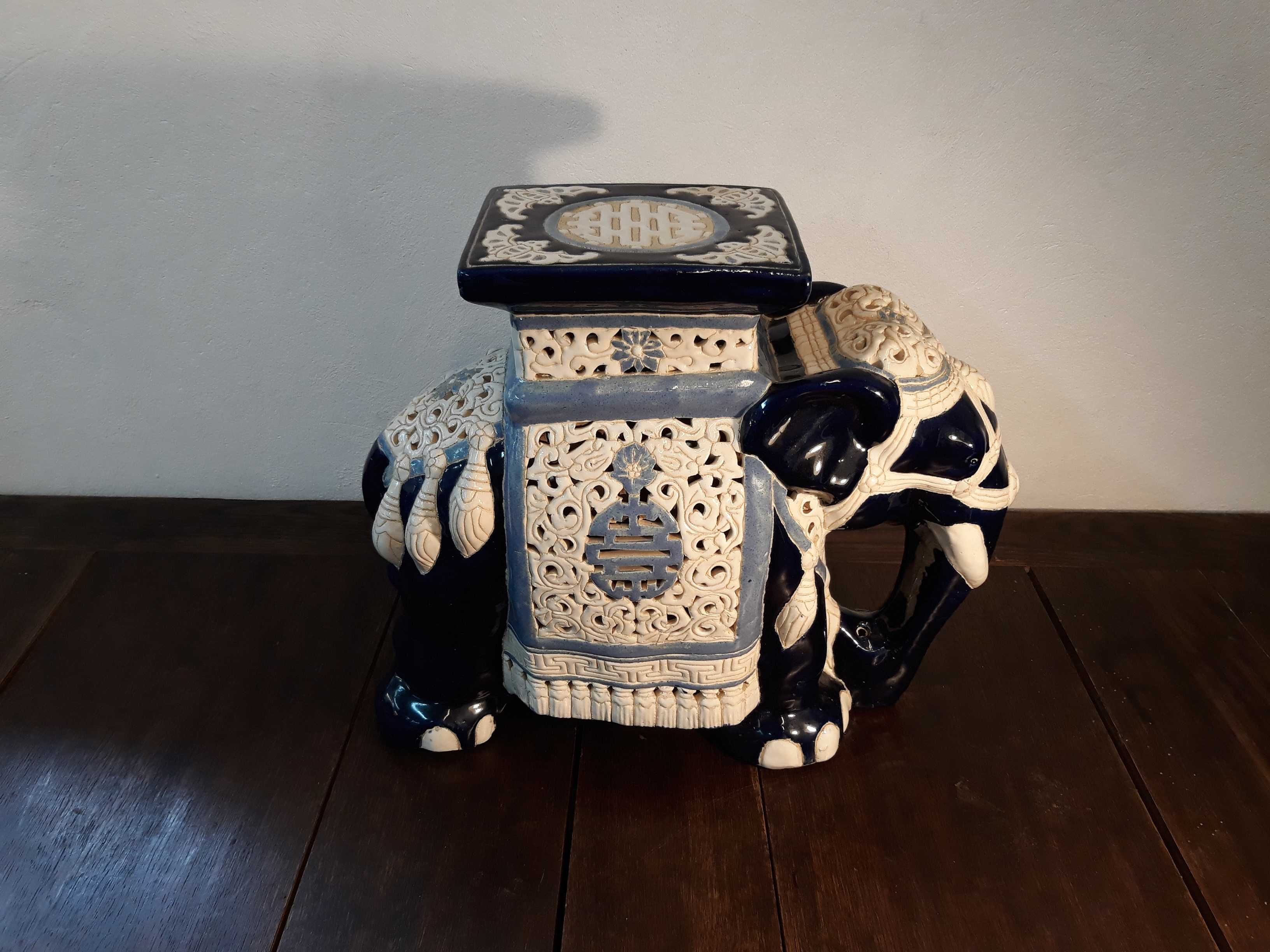 Słoń figurka ceramiczna kwietnik biały niebieski kobaltowy ażurowy