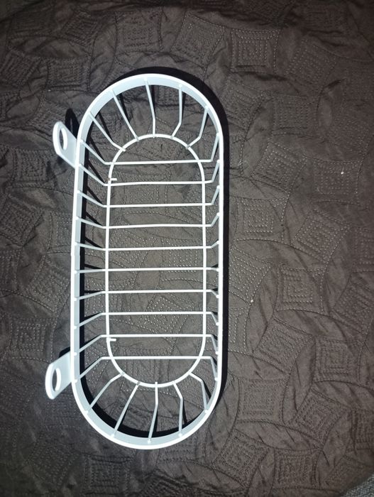 Настінна поличка у ванну