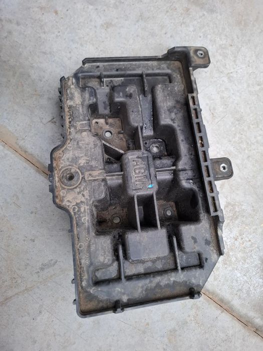 Podstawa pod akumlator kia sorento III