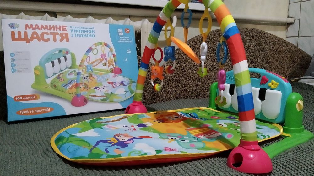 Розвиваючий килимок