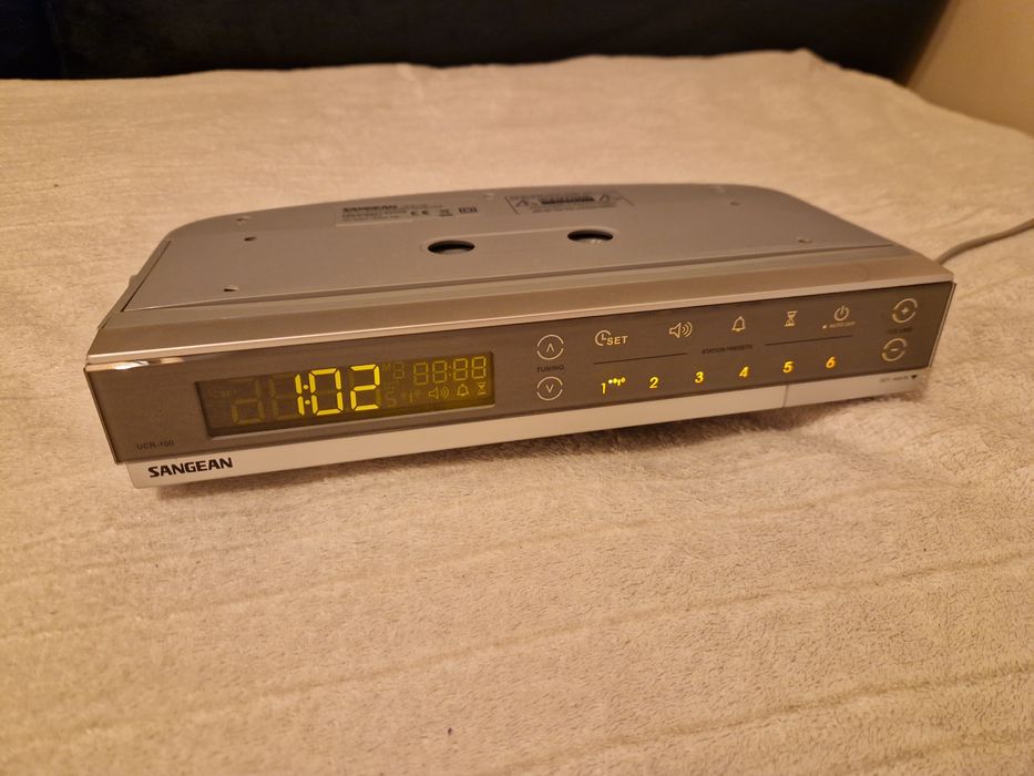 Sangean UCR-100 kuchenne
