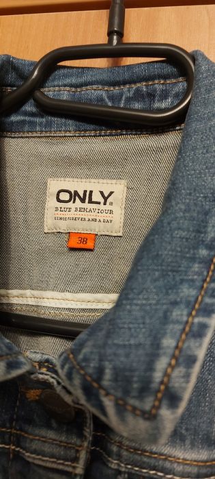 Kamizelka jeansowa firmy Only