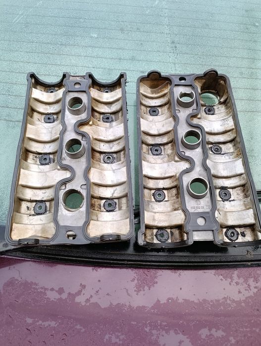 Клапані кришки Омега б 2.5, 3.0 бензин. Кришки розпредвалу омега б 2.5