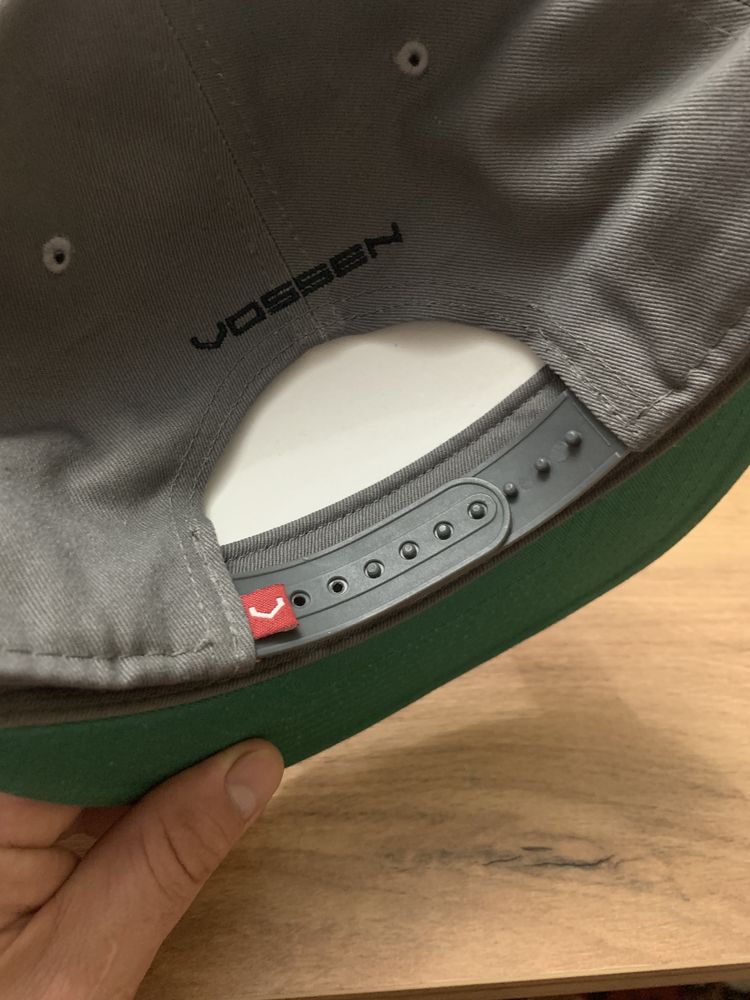 Czapka z daszkiem vossen , snapback, bejsbolówka