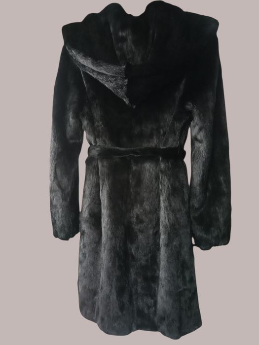 Длина 100см. Норкова шуба. Натуральная шуба