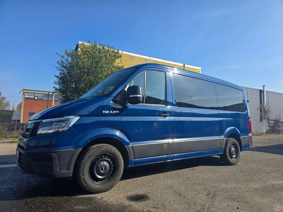 MAN TGE 3.180 L3H2 wersja 9-osobowa