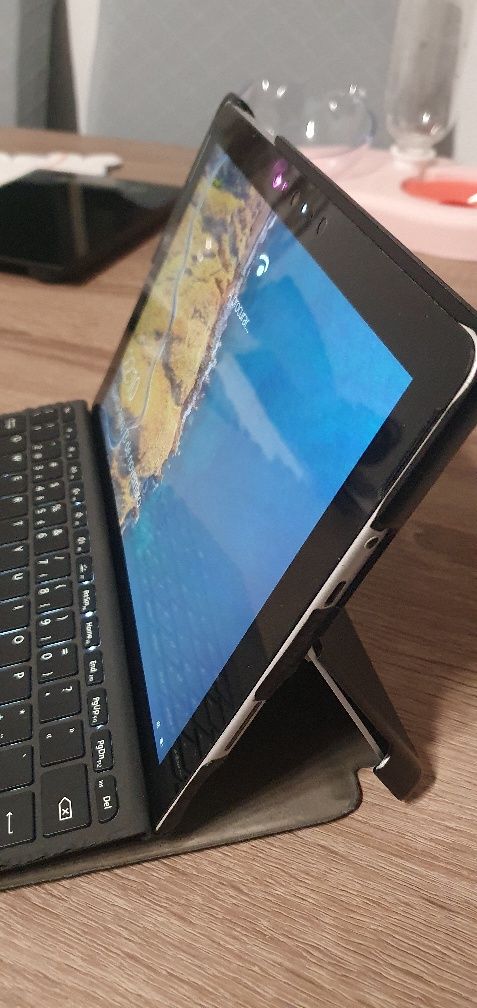 Surface go Microsoft