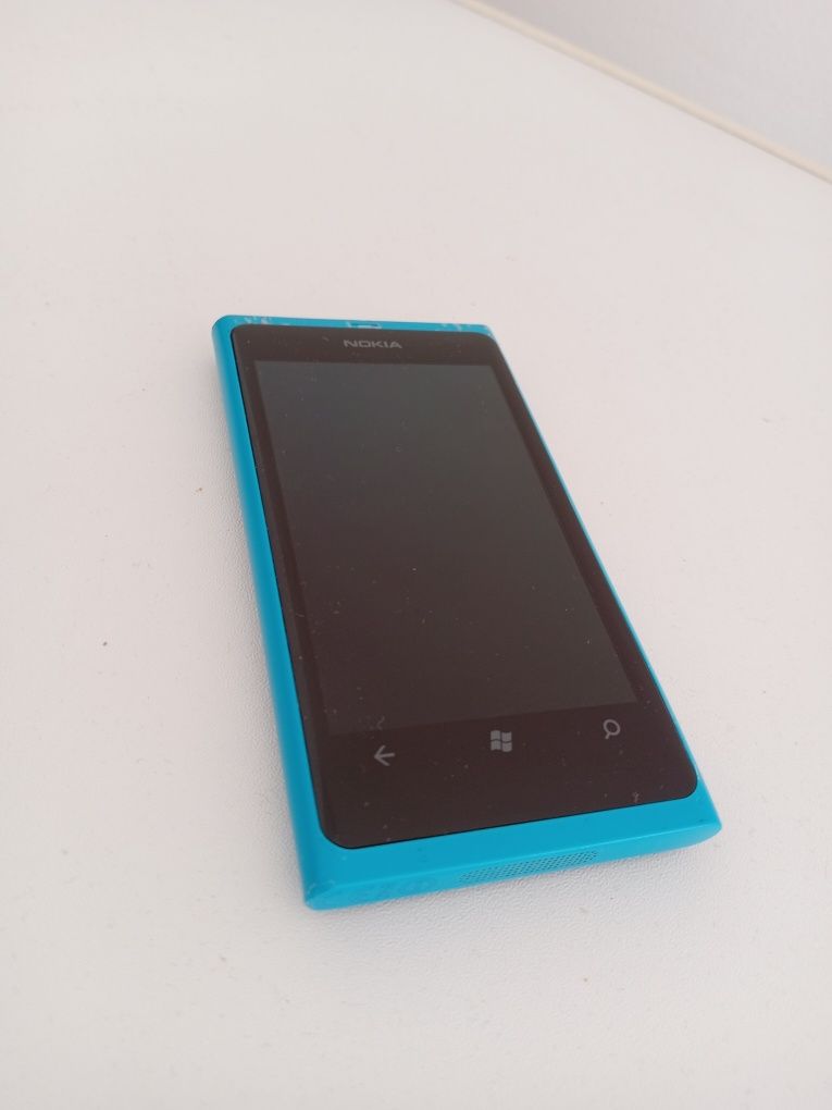 Telefon Nokia Lumia 800 klasyk smartfon