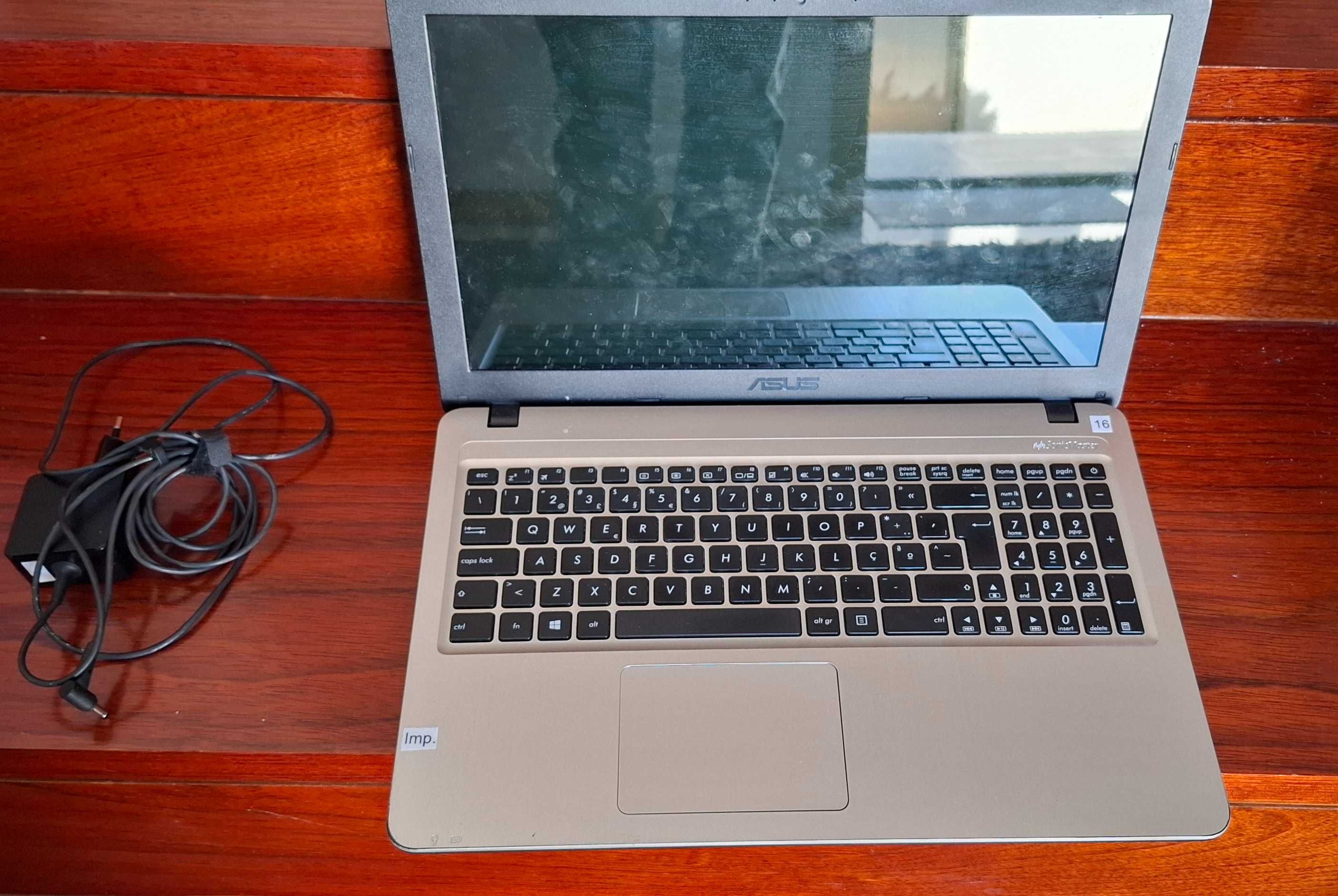 Computador portátil HP X540S