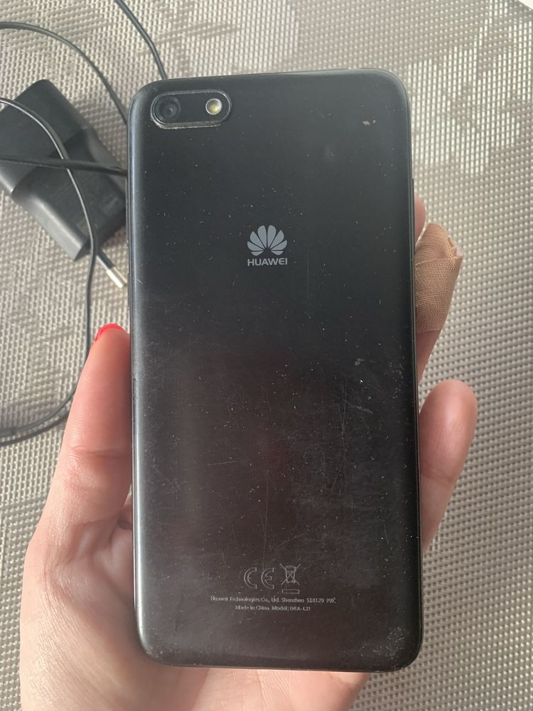 Telefon Huawei Y5 2018 uszkodzony wyświetlacz