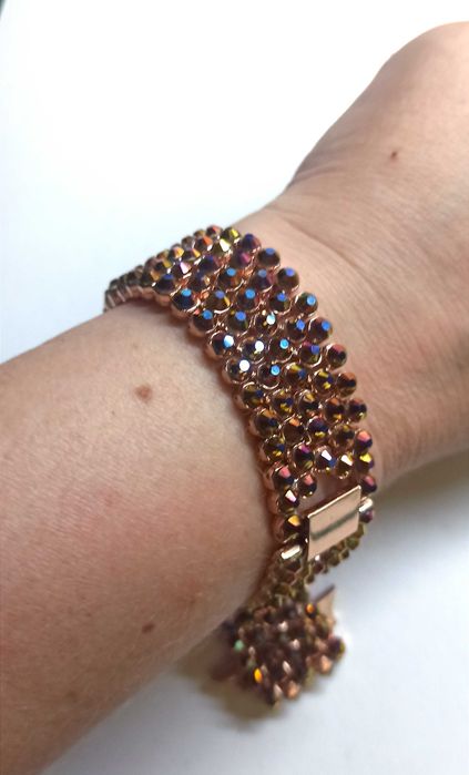 Уникальный браслет для часов, браслет для годинника стразах. Пишите.