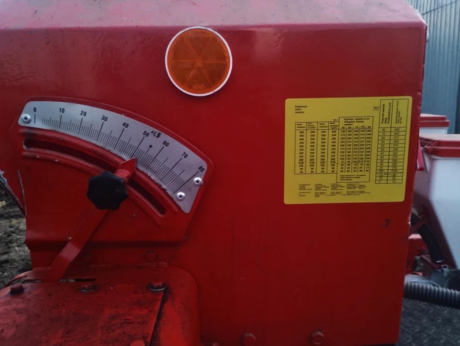 Siewnik do kukurydzy