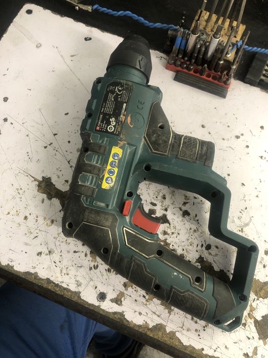 Berbequim com percussão parkside x12