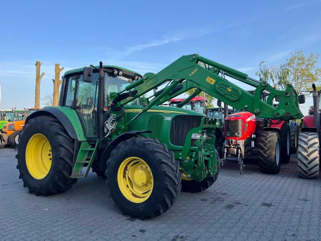 JOHN DEERE 6820 TLS + JOHN DEERE H360 / Kabina amortyzowana / TUZ /