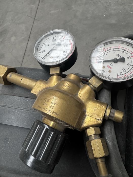 2 szt.Spawarka Spawarki migomat Esab Fabricator  Em 401i W inwerterowa