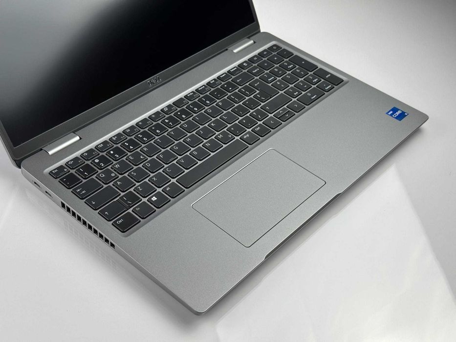 Laptop Dell Latitude 5520 i5/ 16/ SSD 512+512/ 15,6 MAT IPS DOTYK/ W11