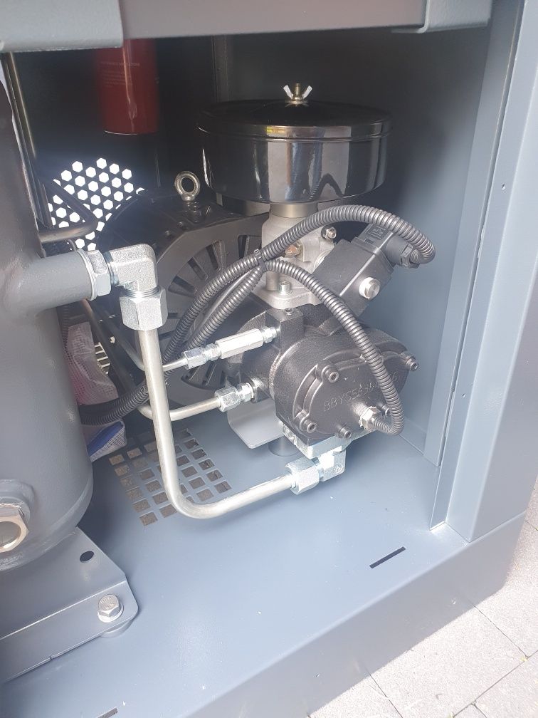 PROMOCJA Kompresor śrubowy HQ-5 SE / 500l PROMOCJA