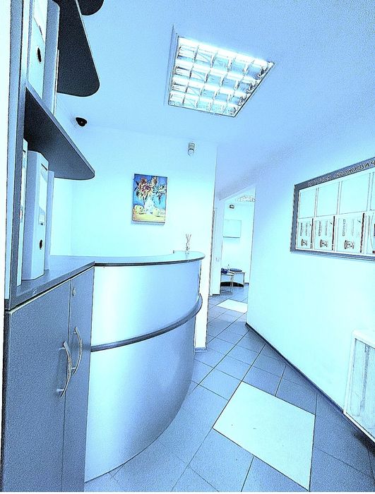 Фасад. Площа S= 60 m2. Салон.